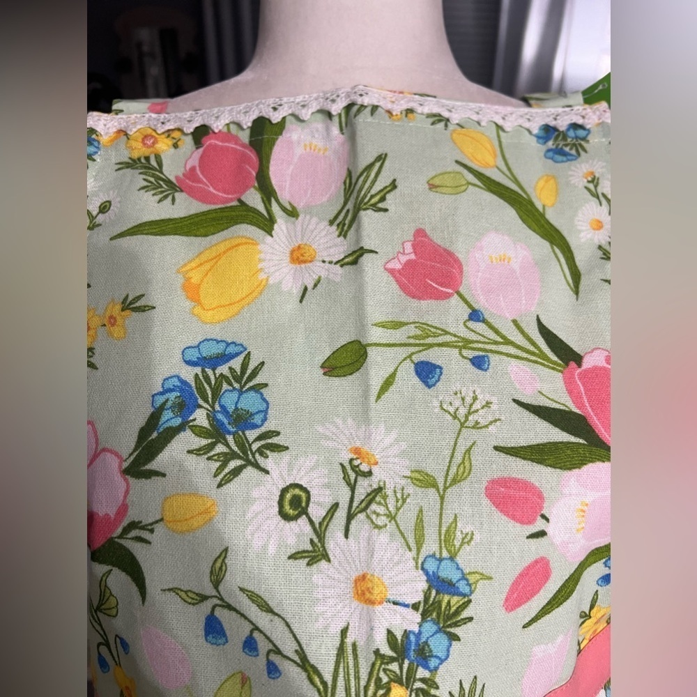 🌺 Spring Kitchen Apron - Picture 2 of 4